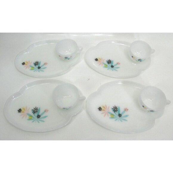 Vintage Anchor Hocking Fire-King Milk Glass Snack 3 Sets 4 Cups & Plates Atomic - Picture 6 of 9